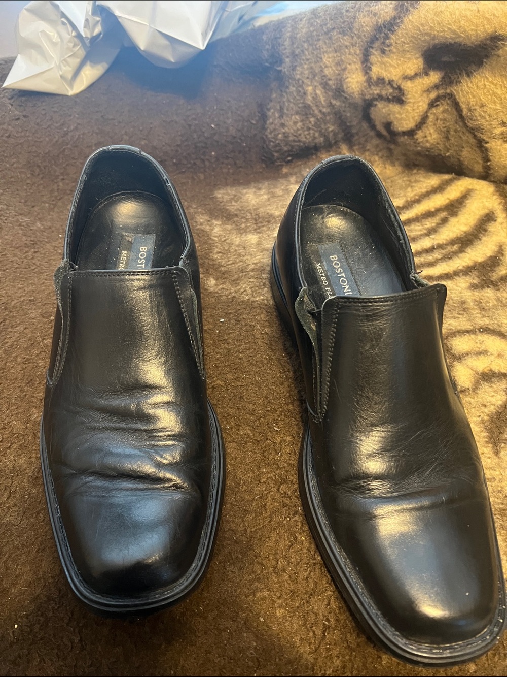 Bostonian Black Leather Slip-On Loafers